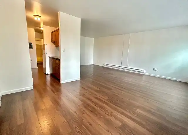 Property at Bayview Apartments - 2233 NE 46th St, Seattle, WA, 98105, 1 bed, 1 bath, [object Object]