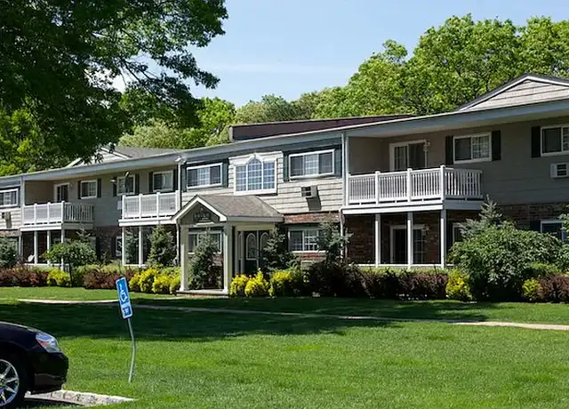Property at Fairfield North At Patchogue - 6876 Mount Vernon Ave, East Patchogue, NY, 11772, 1-2 bed, 1 bath, [object Object]