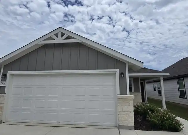 Property at 581 Creekside Way Unit 3-2, New Braunfels, TX, 78130, 3 beds, 2 baths, [object Object]