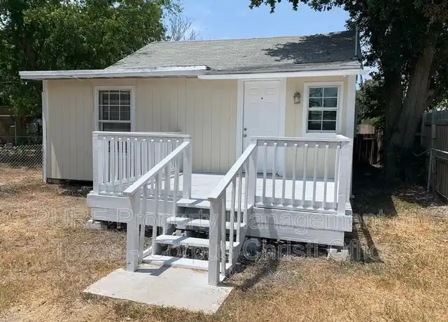 Property at 809 12th St Unit 2, Corpus Christi, TX, 78404, 3 beds, 1 bath, [object Object]