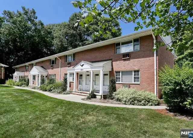 Property at 712 Washington Dr Unit 712, Ramsey, NJ, 07446, 1 bed, 1 bath, [object Object]