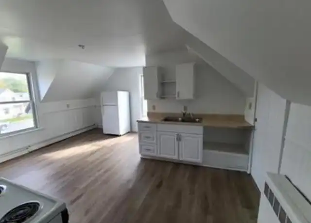 Property at 543 Main St, Old Town, ME, 04468, 2 beds, 1 bath, [object Object]