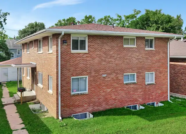 Property at 1641 Prospect St Unit 5, Lincoln, NE, 68502, 2 beds, 1 bath, [object Object]