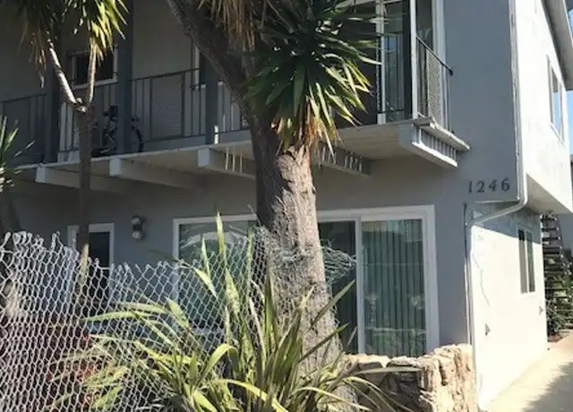 Property at 1246 Ashby Ave Unit 1246-4, Berkeley, CA, 94702, 2 beds, 1 bath, [object Object]