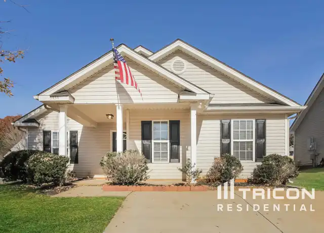 Property at 5434 Peachwood Dr, Charlotte, NC, 28216, 3 beds, 2 baths, [object Object]