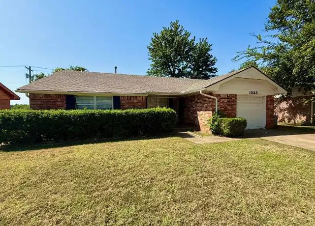 Property at 1528 E Boyd St, Norman, OK, 73071, 3 beds, 2 baths, [object Object]