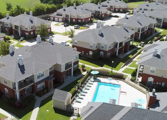 Property at Stone Creek Apartments - 3450 N Commerce St, Ardmore, OK, 73401, 0-3 beds, 1-2 bath, [object Object]