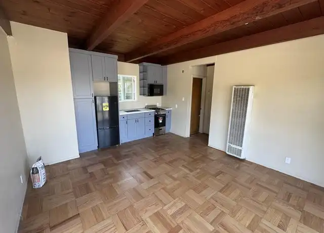 Property at 2562 Francisco Blvd, Pacifica, CA, 94044, 1 bed, 1 bath, [object Object]