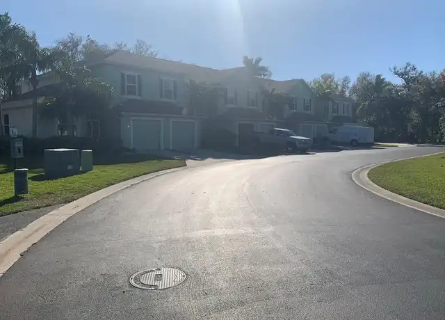 Property at 3624 Pine Oak Cir #102, Fort Myers, FL, 33916, 2 beds, 2.5 baths, [object Object]