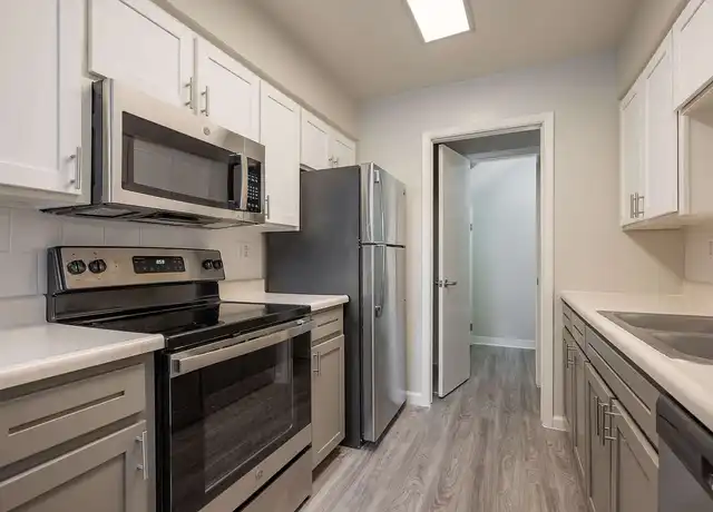 Property at Chelsea Village Apartments - 7100 Natalie Ave NE, Albuquerque, NM, 87110, 1 bed, 1 bath, [object Object]