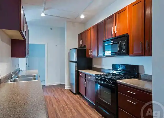 Property at 301 Riverwalk Place - 301 N Riverwalk Dr, Buffalo Grove, IL, 60089, 1 bed, 1 bath, [object Object]