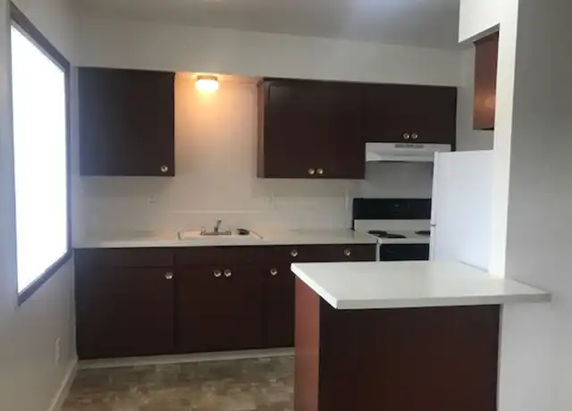 Property at 3011 E 9th St, Vancouver, WA, 98661, 1 bed, 1 bath, [object Object]