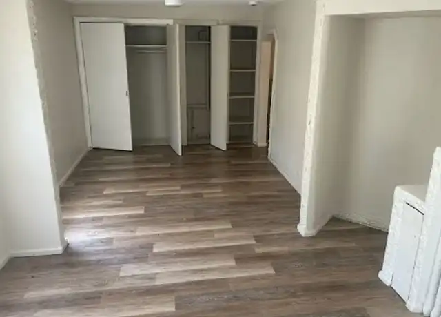 Property at 6901 W Mitchell St, West Allis, WI, 53214, 2 beds, 1 bath, [object Object]