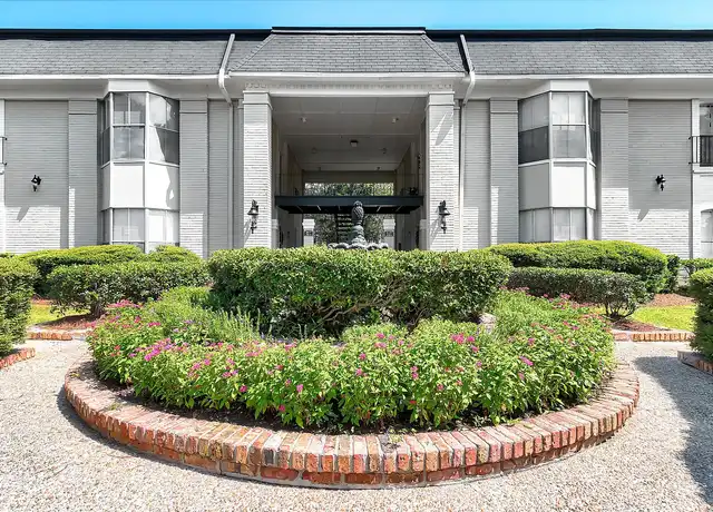 Property at Maison Imperial - 217 Berwyn Dr W, Mobile, AL, 36608, 2 beds, 2 baths, [object Object]