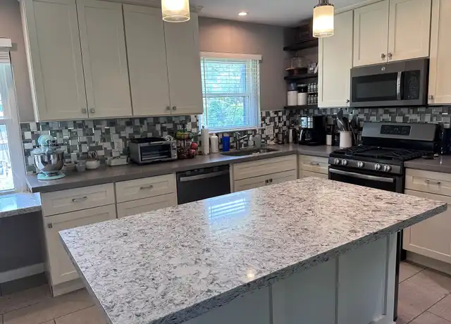 Property at 4258 T C Jester Blvd, Houston, TX, 77018, 3 beds, 1 bath, [object Object]