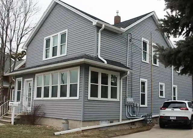 Property at 326 E Wisconsin Ave Unit 1, Appleton, WI, 54911, 2 beds, 1 bath, [object Object]