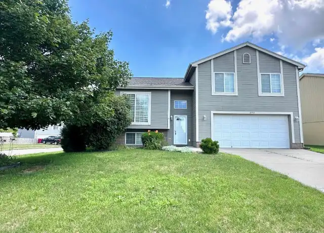 Property at 16853 Browne St, Omaha, NE, 68116, 3 beds, 2 baths, [object Object]