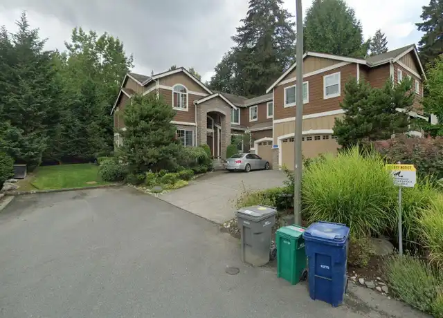Property at 16625 NE 40th Ct, Redmond, WA, 98052, 5 beds, 4 baths, [object Object]