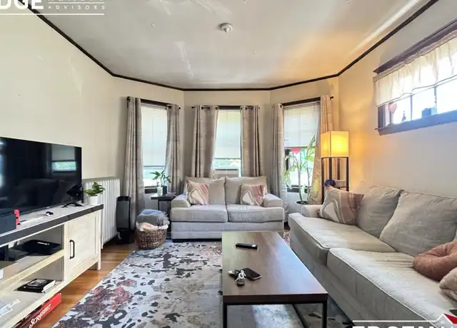 Property at 90 Nonantum St, Brighton, MA, 02135, 2 beds, 1 bath, [object Object]