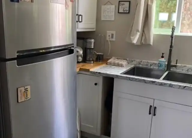 Property at 10925 Cochran Ave, Riverside, CA, 92505, 0 beds, 1 bath, [object Object]