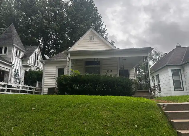 Property at 1515 N 2nd St, Saint Joseph, MO, 64505, 3 beds, 1 bath, [object Object]