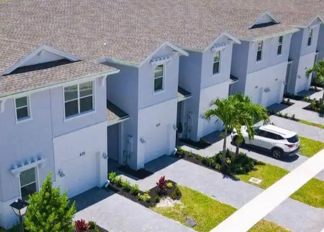 Property at 675 SE Lake Falls St, Port Saint Lucie, FL, 34984, 3 beds, 2.5 baths, [object Object]
