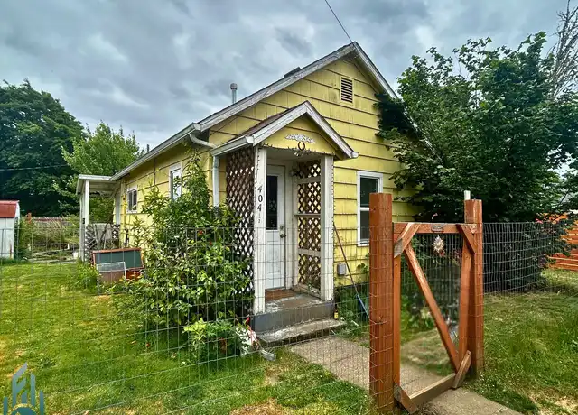Property at 404 Ash St, Philomath, OR, 97370, 1 bed, 1 bath, [object Object]