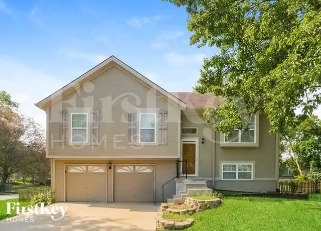 Property at 1707 Brent Ln, Greenwood, MO, 64034, 3 beds, 2.5 baths, [object Object]