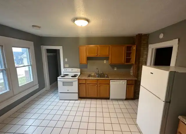 Property at 2923 N 1st St Unit 2923A Upper, Milwaukee, WI, 53212, 2 beds, 1 bath, [object Object]