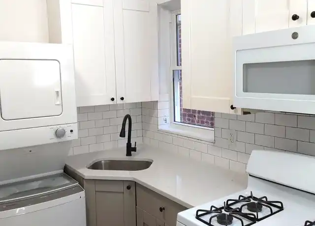 Property at 6421 Hudson Ave Unit 2, West New York, NJ, 07093, 2 beds, 1 bath, [object Object]