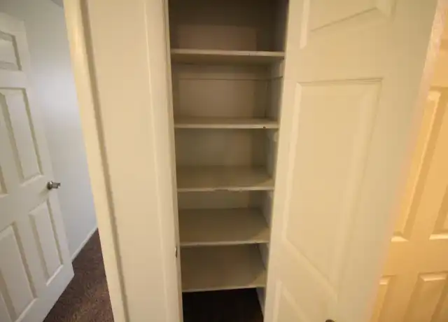 Property at 175 S Main St Unit 1, Farmington, UT, 84025, 2 beds, 1 bath, [object Object]