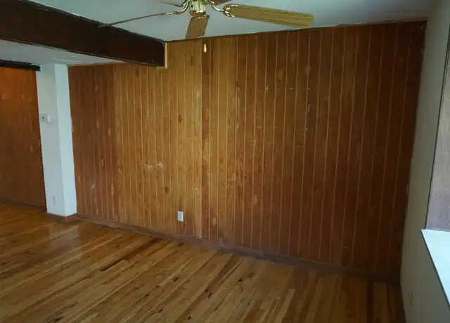 Property at 64 W Northwood Ave Unit C, Columbus, OH, 43201, 4 beds, 2 baths, [object Object]