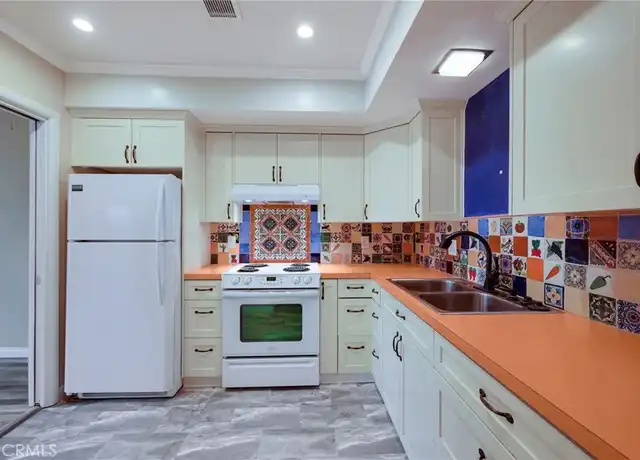 Property at 1631 S Pomona Ave, Fullerton, CA, 92832, 1 bed, 1 bath, [object Object]