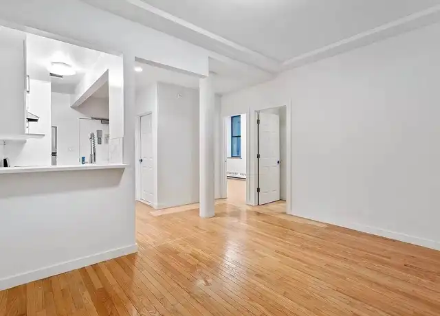 Property at 106 Fulton St Unit 10C, New York, NY, 10038, 3 beds, 1 bath, [object Object]