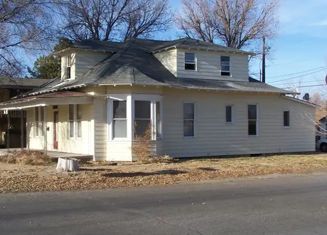 Property at 461 2nd Ave E Unit 1, Twin Falls, ID, 83301, 4 beds, 1 bath, [object Object]