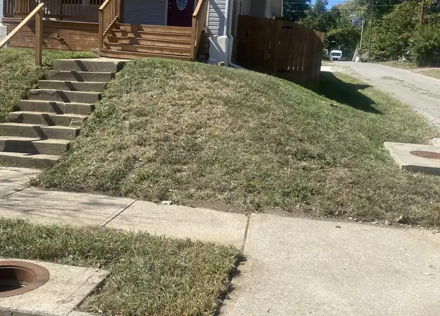 Property at 5400 Park Ave, Kansas City, MO, 64130, 2 beds, 1 bath, [object Object]