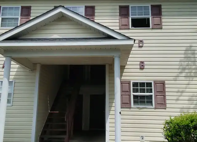 Property at 1 Meadow Run Cir Unit D, Valdosta, GA, 31602, 2 beds, 1 bath, [object Object]