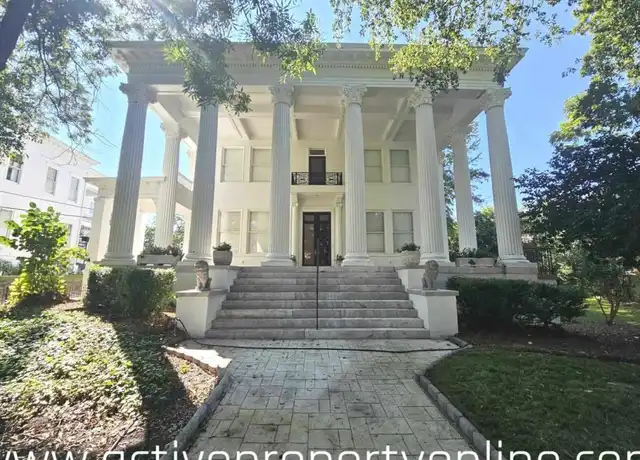 Property at 195 College St Unit 4, Macon, GA, 31201, 1 bed, 1 bath, [object Object]
