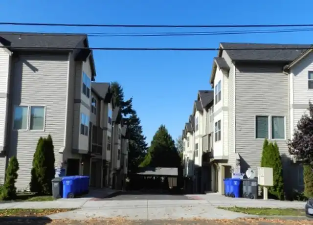 Property at 2975 SE 92nd Ave, Portland, OR, 97266, 2 beds, 2 baths, [object Object]