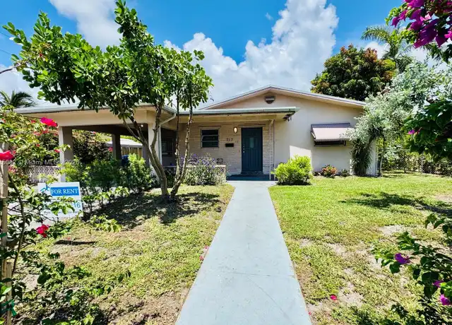 Property at 717 NE 10th Ave Unit 1-2, Hallandale Beach, FL, 33009, 4 beds, 2.5 baths, [object Object]
