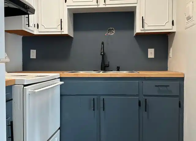 Property at 3710 Minnehaha Ave Unit 12, Minneapolis, MN, 55406, 2 beds, 1 bath, [object Object]