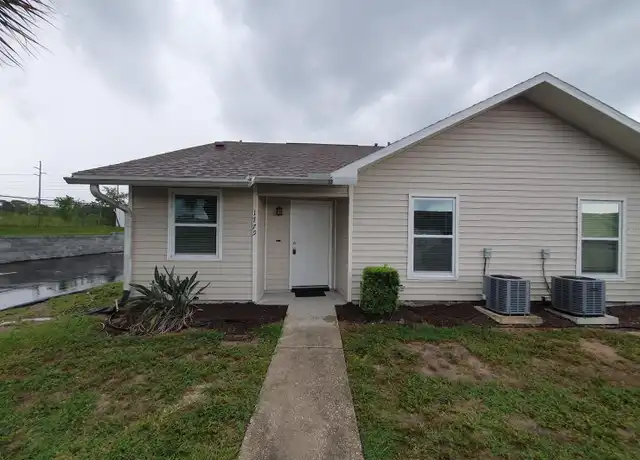 Property at 1779 Orange Boulevard Way, Palm Harbor, FL, 34683, 2 beds, 2 baths, [object Object]