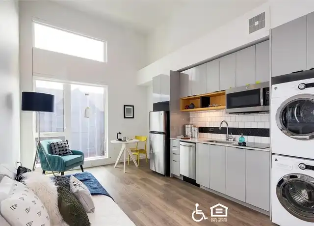 Property at Luna - 6921 Roosevelt Way NE, Seattle, WA, 98115, 0 beds, 1 bath, [object Object]