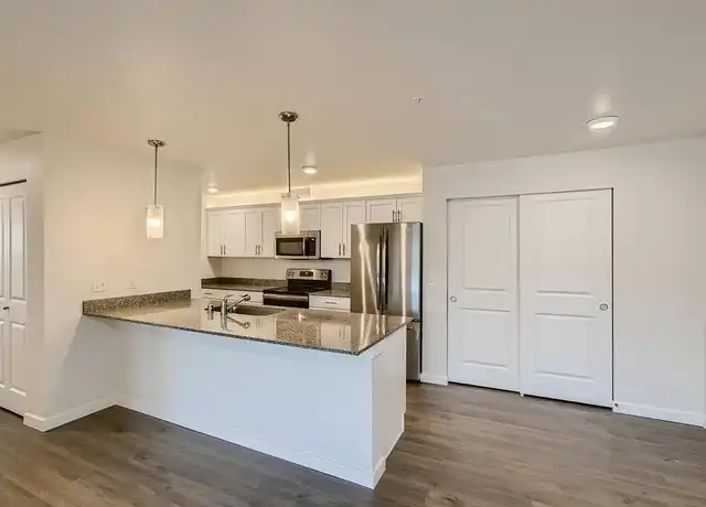Property at Huntington Place - 2008 S Meridian, Puyallup, WA, 98371, 2 beds, 2 baths, [object Object]