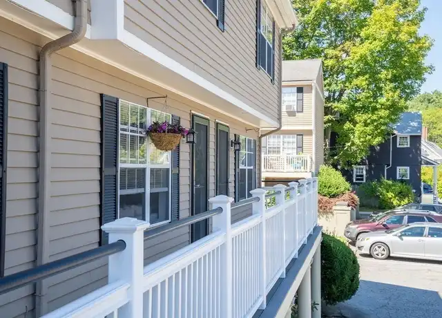 Property at 21 Desmond Ave Unit A, Manchester-by-the-Sea, MA, 01944, 2 beds, 1 bath, [object Object]