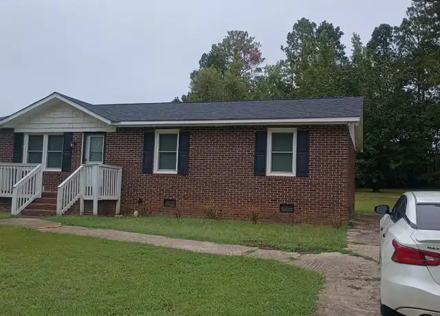 Property at 115 Myrtle St, Greenwood, SC, 29646, 3 beds, 2 baths, [object Object]