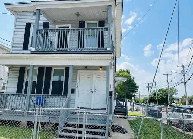 Property at 227 Newfield Ave Unit 229, Bridgeport, CT, 06607, 2 beds, 1 bath, [object Object]