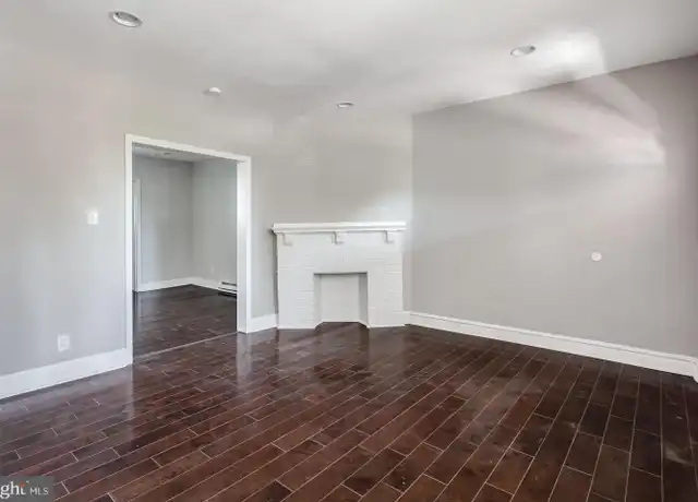 Property at 1640 S 28th St, Philadelphia, PA, 19145, 4 beds, 1 bath, [object Object]