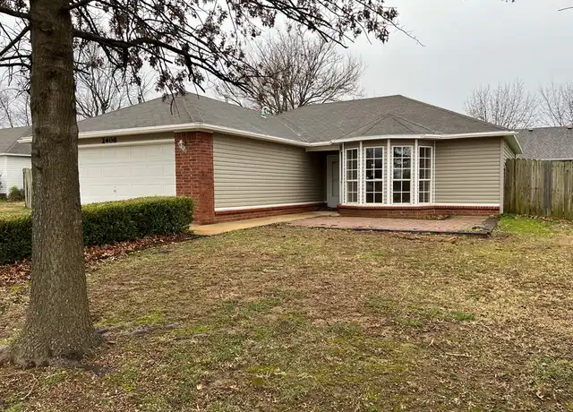 Property at 2408 Chanel St, Siloam Springs, AR, 72761, 3 beds, 2 baths, [object Object]