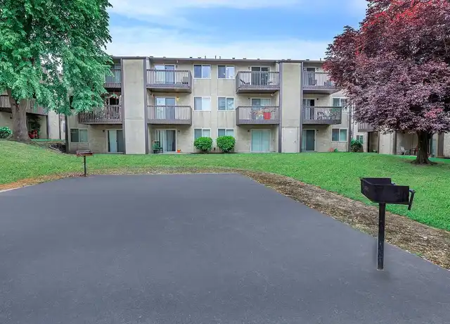 Property at SPANISH HILLS - 6409 S 12th St, Tacoma, WA, 98465, 1 bed, 1 bath, [object Object]